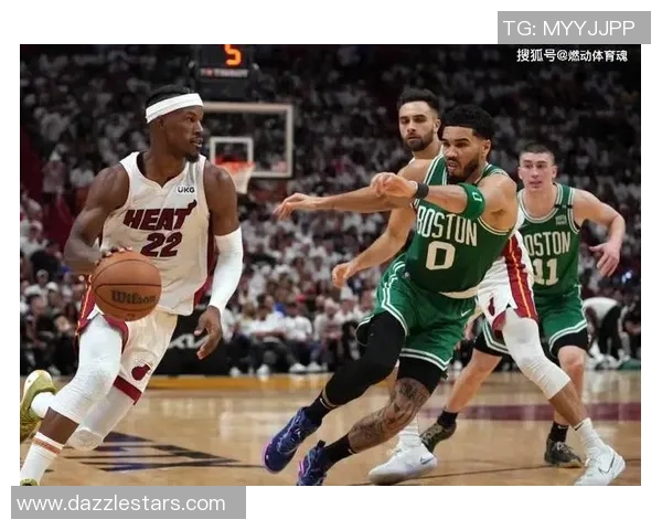 詹姆斯对决凯尔特人再掀战火NBA经典对抗赛的精彩瞬间回顾